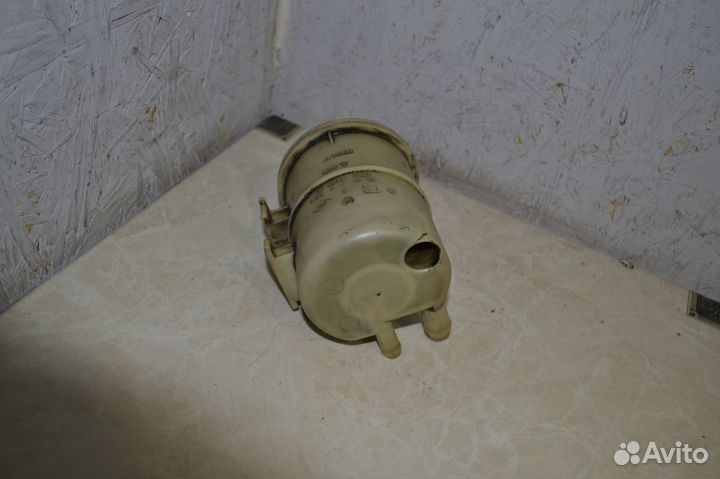 Бачок гур Renault Logan