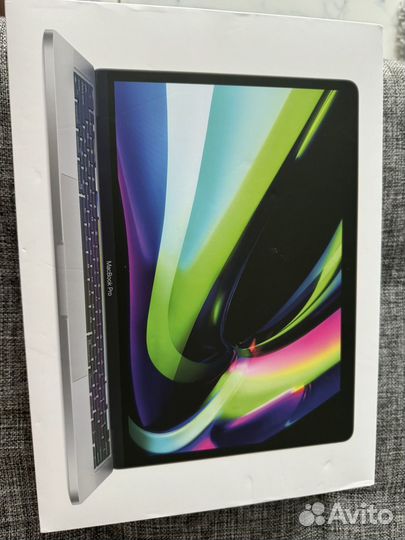 13-inch MacBook Air with Apple M1