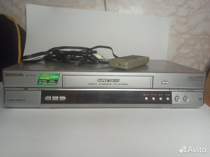 Видеомагнитофон Panasonic NV-MV20