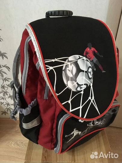 Школьный рюкзак