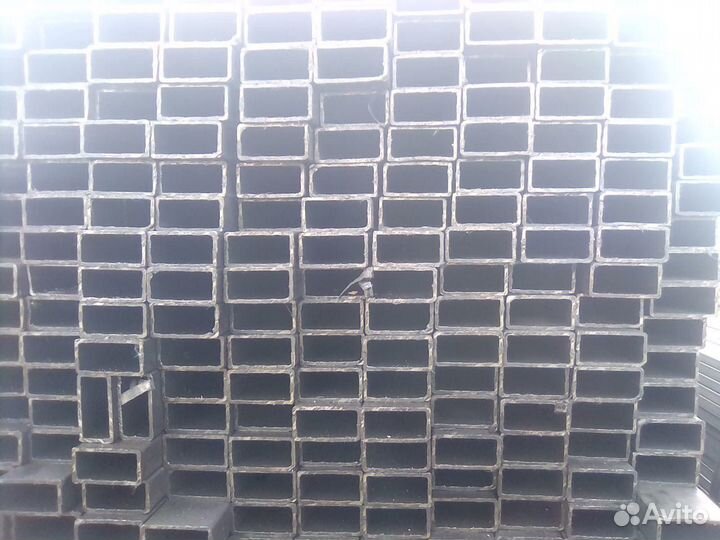 Труба Профильная 40х20х1.5