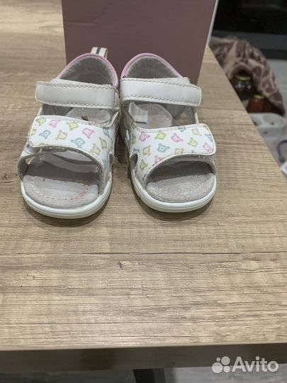 Сандалики детские для девочек