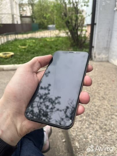 iPhone Xs, 64 ГБ