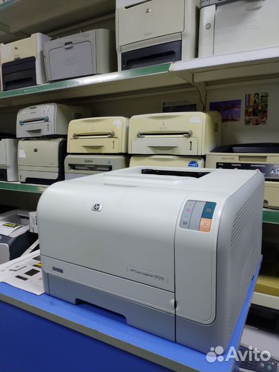 Цветной лазерный принтер HP CLJ CP 1215