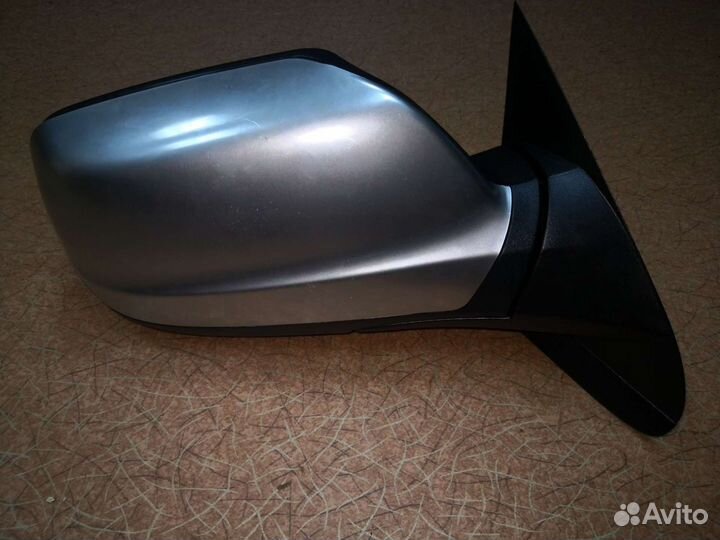 Зеркало правое Jeep Grand Cherokee wk (wh)