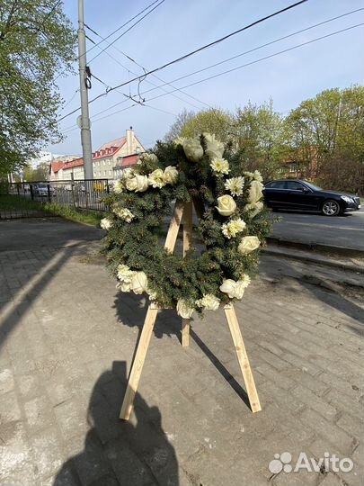 Эксклюзивные ритуальные венки