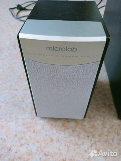 Microlab m-890 саб + 2 колонки 40ватт