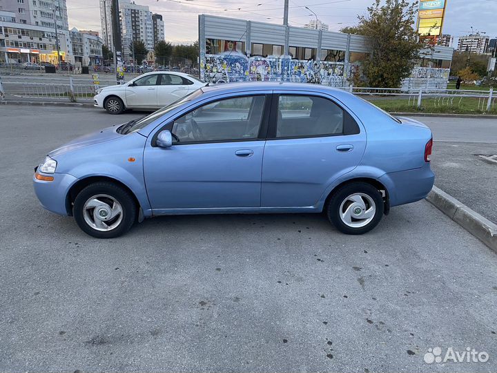 Chevrolet Aveo 1.4 МТ, 2004, 238 000 км