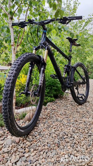 Велосипед двухподвес 27.5 jamis dakar