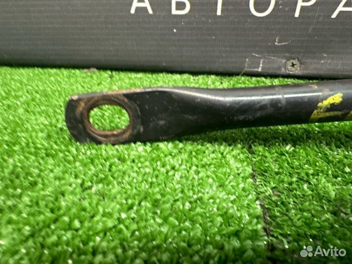 Кронштейн переднего подрамника правый Renault