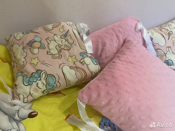 Бортики в детскую кроватку