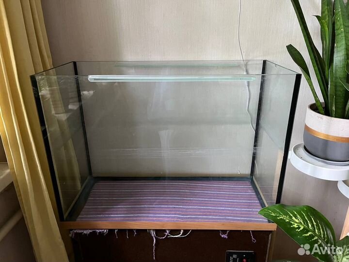 Аквариум 90 / 100 литров с подсветкой (уф лампа)