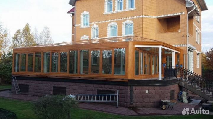 Безрамное остекление веранд беседок и террас