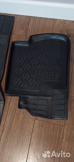 Коврики резиновые 990NF-78R71 Suzuki Jimny 18-нв