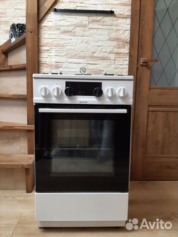 Газовая плита с электрической духовкой