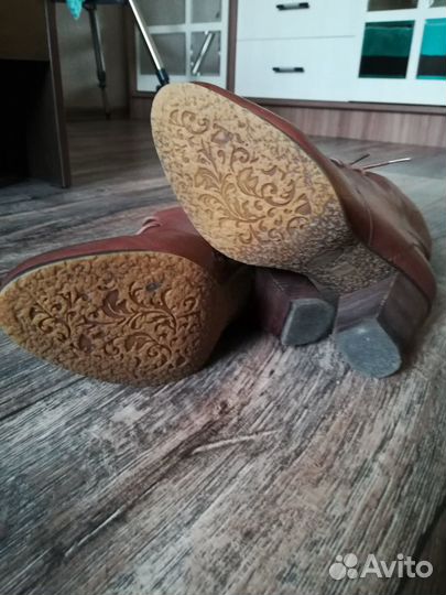 Ботинки женские