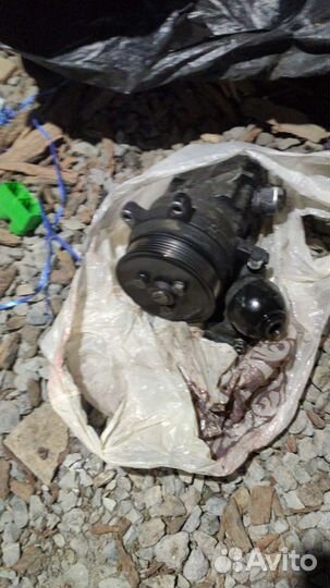 Запчасти на бмв е 60