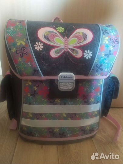 Школьный портфель