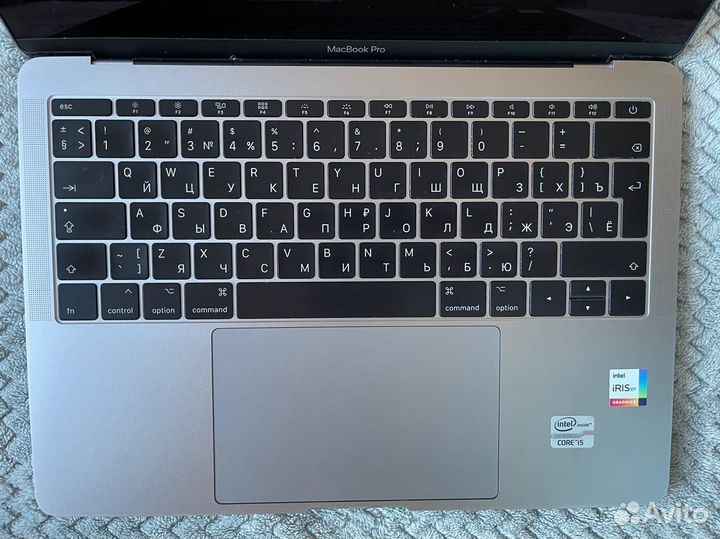 Macbook pro 13 128 гб 2017 г. Бесплатная доставка