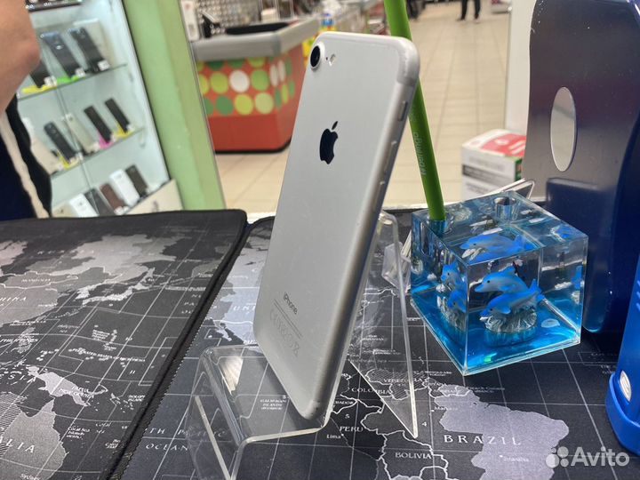 iPhone 7, 128 ГБ