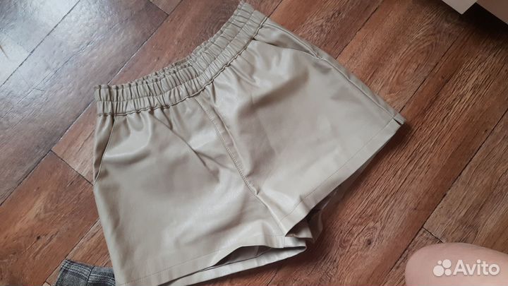 Шорты женские
