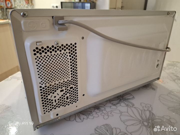 Продам микроволновку бу