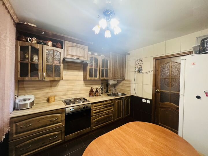 3-к. квартира, 73,3 м², 1/12 эт.