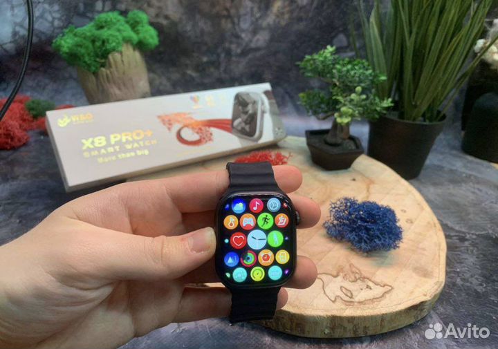 Apple Watch 8 (Premium)