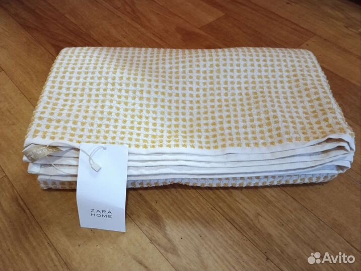 Махровое полотенце Zara