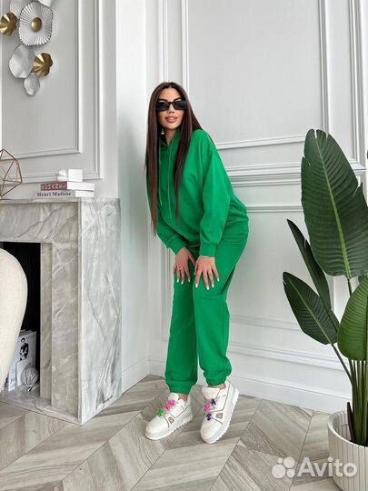 Женский спортивный костюм, размер 46-48