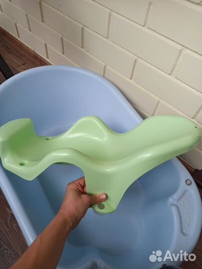 Ванночка для купания с горкой