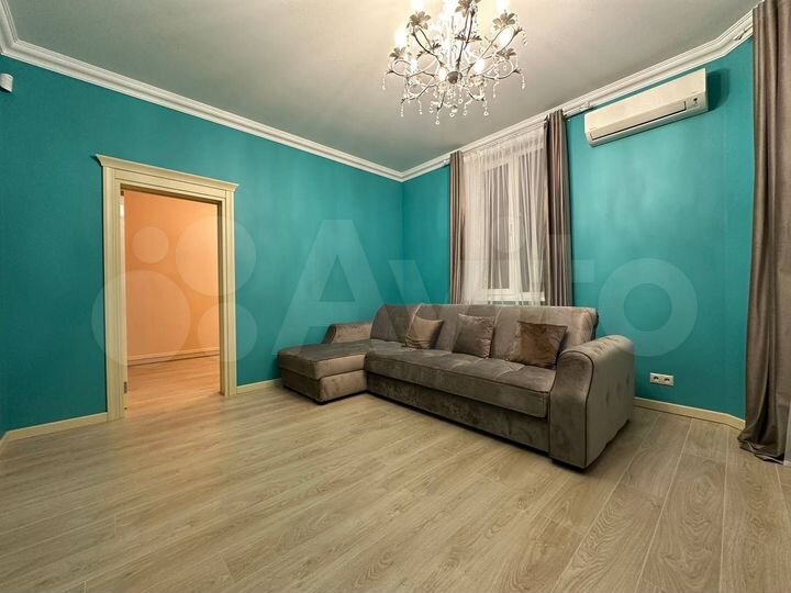 3-к. апартаменты, 80 м², 1/22 эт.