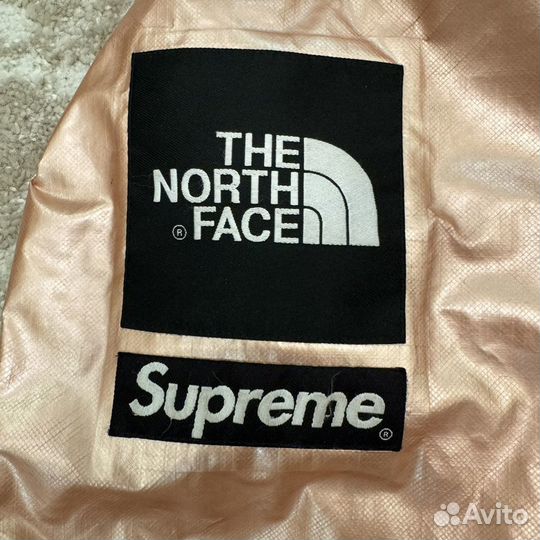 The North Face x Supreme Metallic Parka Rose Gold