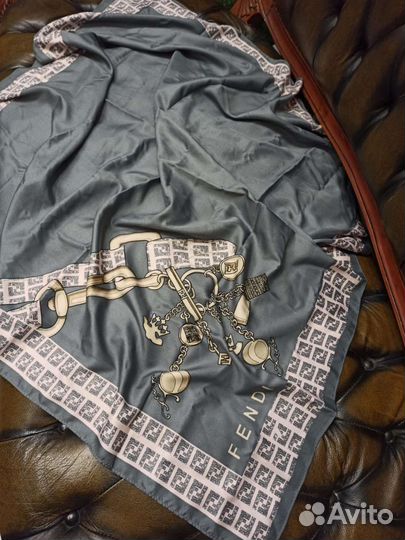 Платок шелковый 95cm fendi италия