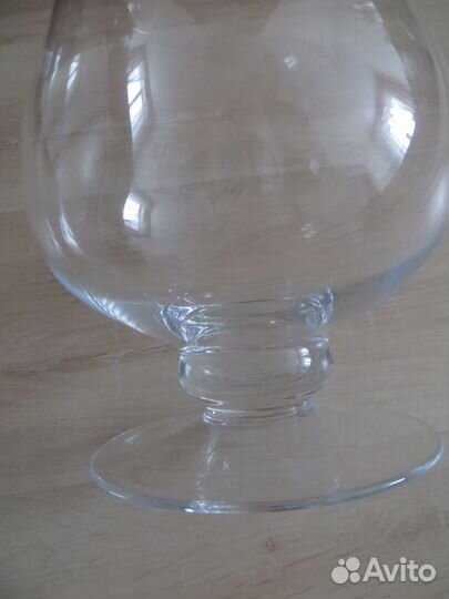 Ваза стеклянная,большая