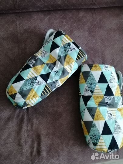 Зимние рукавицы для коляски или санок