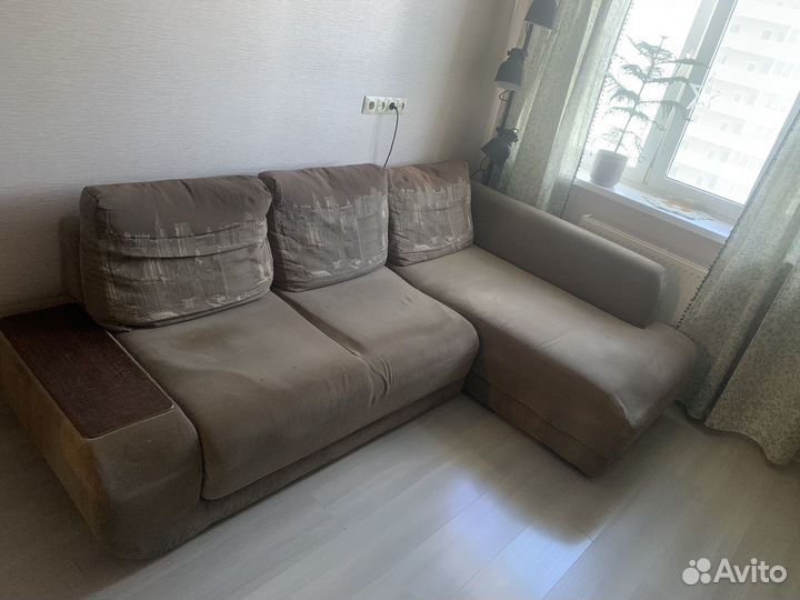 Угловой диван 