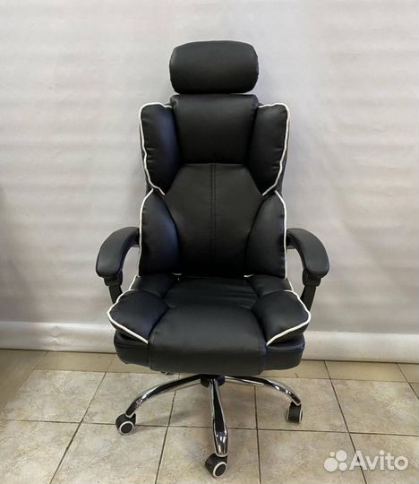 Офисное кресло