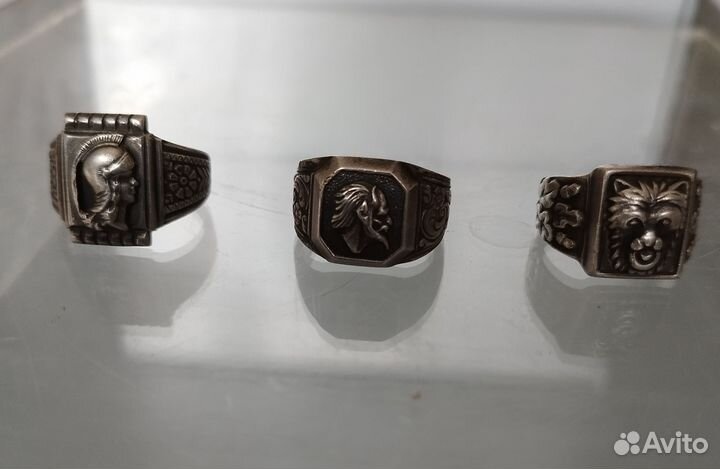 Посуда и предметы из серебра