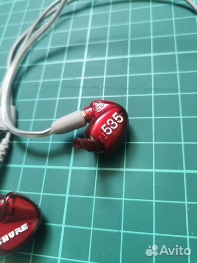 Наушники ушного мониторинга Shure SE535