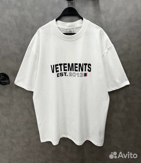 Футболка Vetements (Тренд 2024)