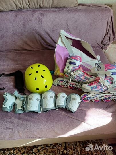 Роликовые коньки с защитой для девочки