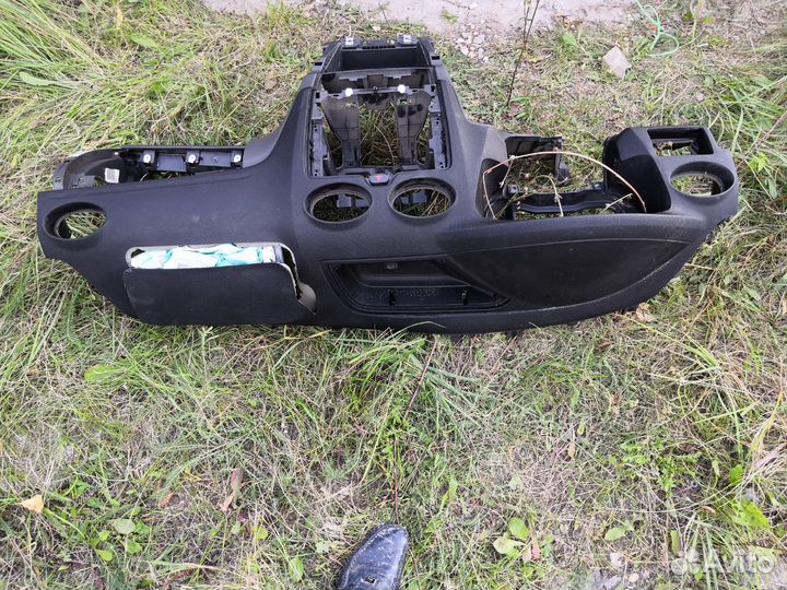 Торпеда на Ford Focus II стреленная