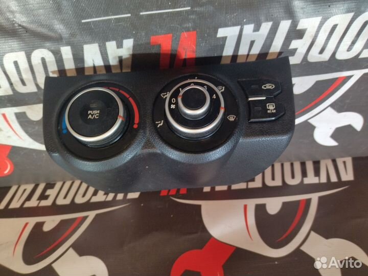 Блок управления печкой Kia Rio 3