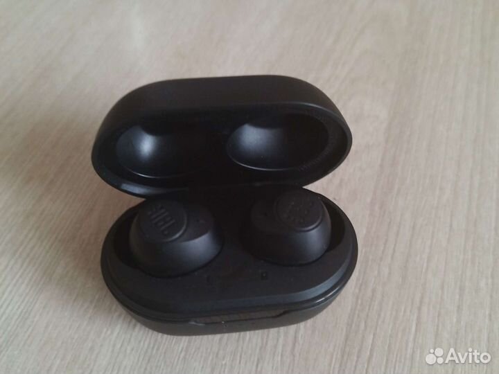 Беспроводные наушники jbl бу