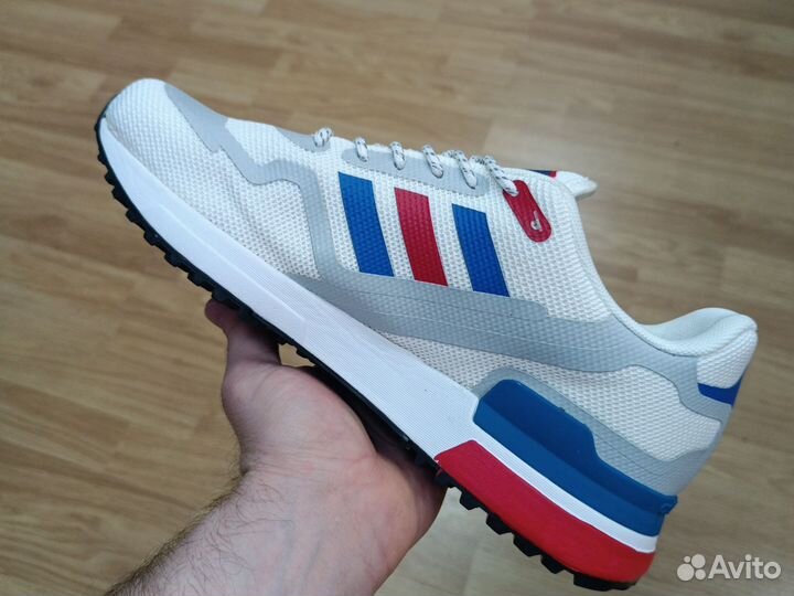 Кроссовки Adidas ZX 750 HO white