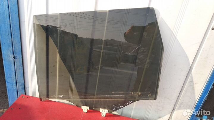 Стекло задней двери Nissan X-Trail