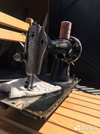 Швейная машина пмз им. Калинина
