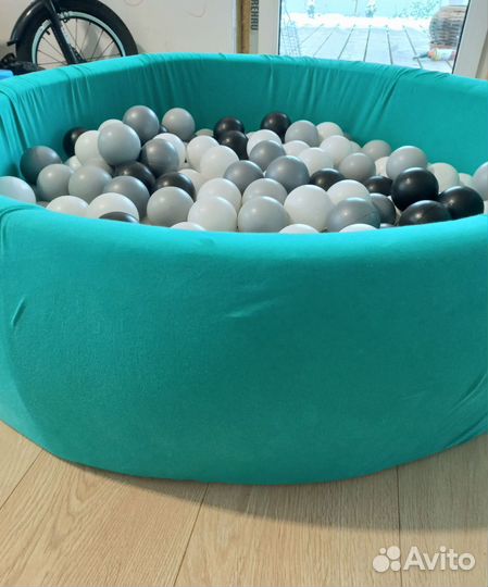 Сухой бассейн 95 см и шарики 280 шт