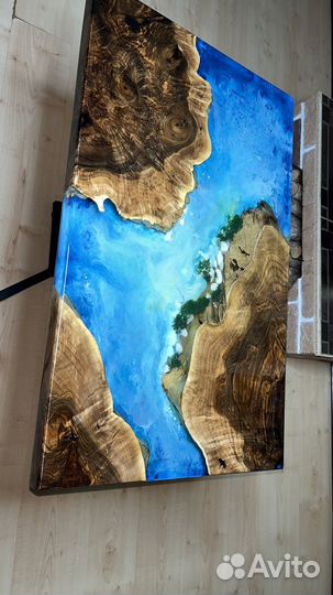 Журнальный стол